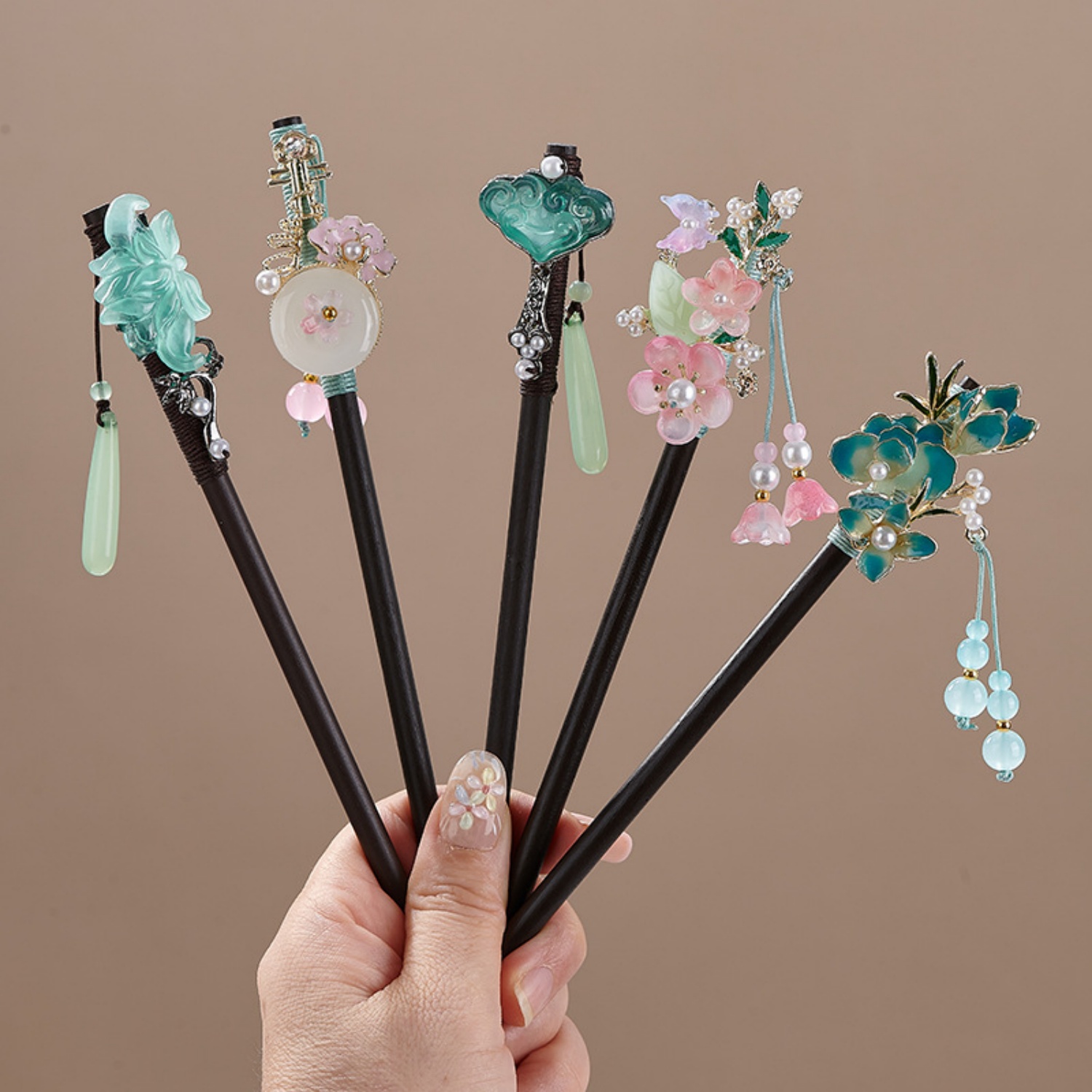 Woodworking Show - Grampo de Cabelo Vintage Floral para